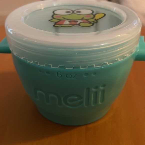 Sanrio Keroppi Melli 6 oz Food Storage Container with lid NEW - Picture 2 of 3